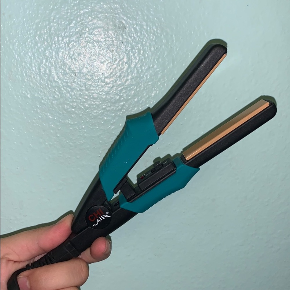 Mini flat iron